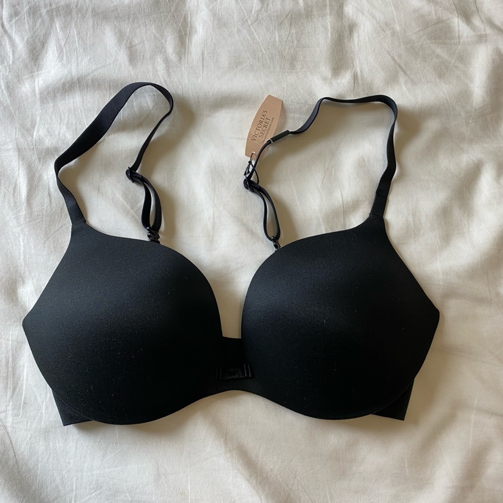 Victoria’s Secret BNWT 34D Bra